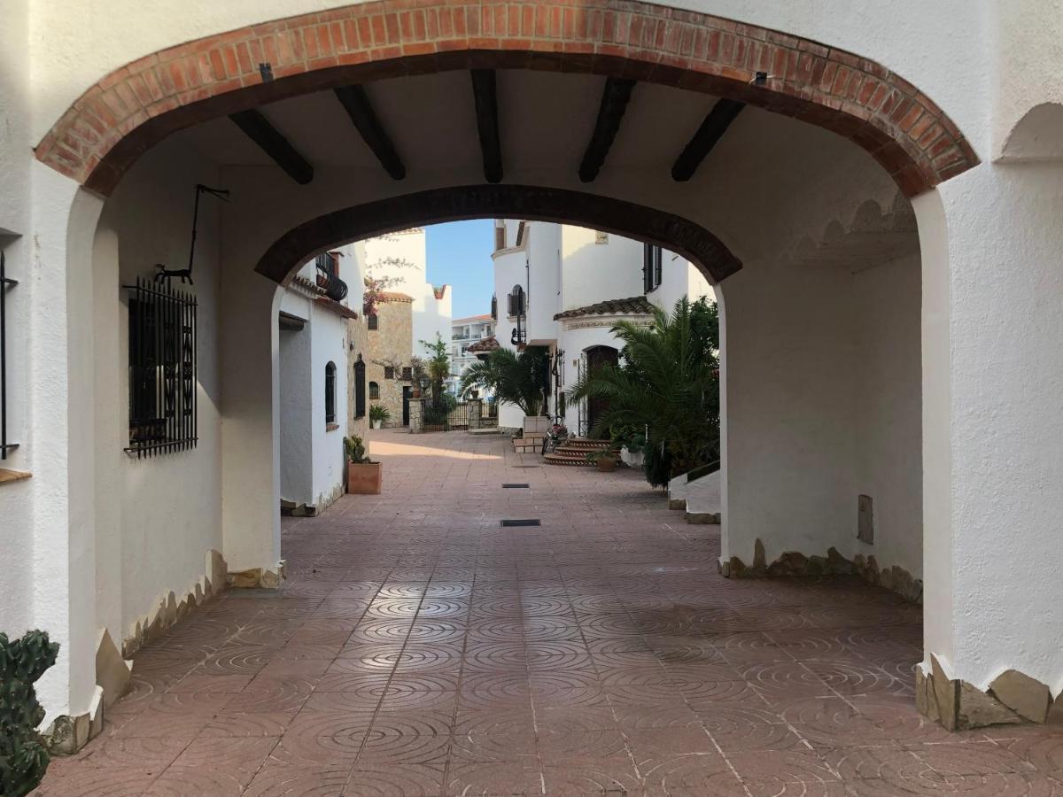 Casa Cartago Villa Empuriabrava Exteriör bild
